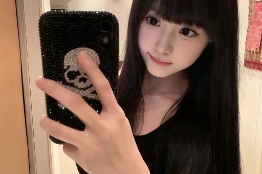 网红艺评人硬刚丝路之母谁来给吃瓜群众一双慧眼